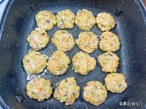 瓜茄炸着吃的做法视频教程,香脆可口，轻松学会的炸菜秘诀