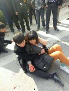 现场实拍吃瓜群众视频在线观看,吃瓜群众围观，一幕幕精彩瞬间